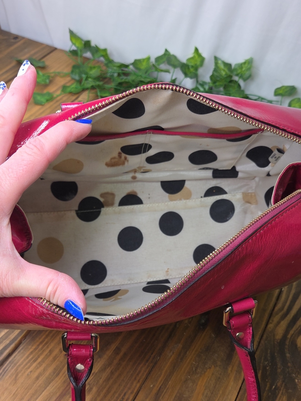 kate spade. Hot Pink Patent Leather Satchel with Gold Hardware. Beautiful - Picture 7 of 16
